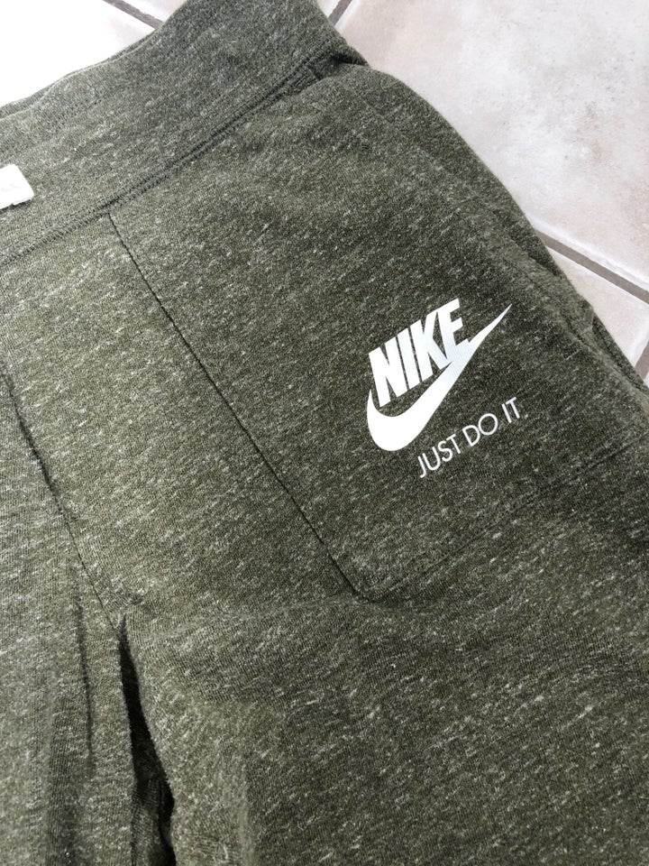 Bukser, 3/4 lange loose fit bløde bukser, Nike – – Køb og Salg af og Brugt