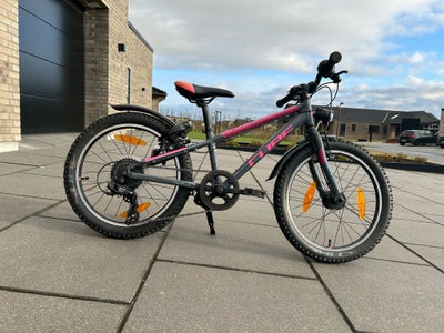 Unisex børnecykel, mountainbike, Cube, 20 tommer hjul, 7 gear, Rigtig flot og velholdt Cube MTB 20”.