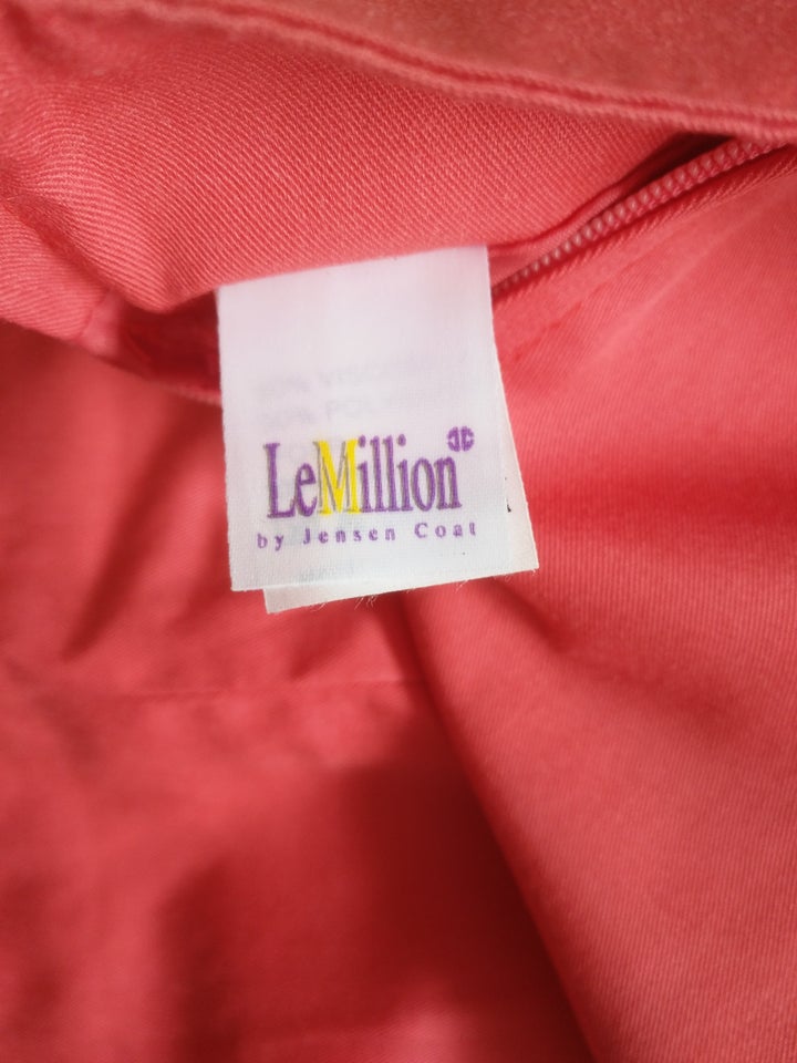 Shorts, LeMillion, str. 40