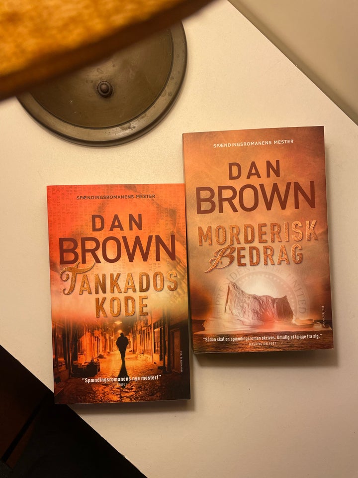 Tankados kode og Morderisk Bedrag, Dan Brown, genre: krimi