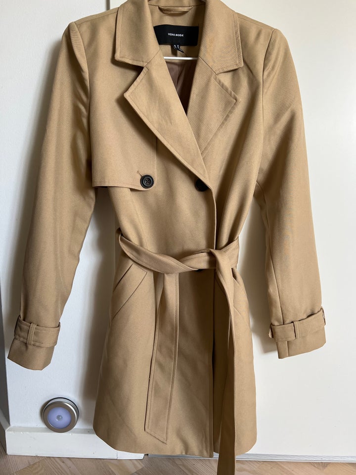 Trenchcoat, str. 34, Vero moda