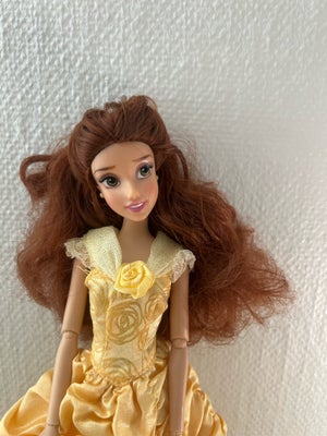 Barbie, Disney prinsesse Bell, Disney prinsesse. Se også andre annoncer jeg har til salg med barbie.