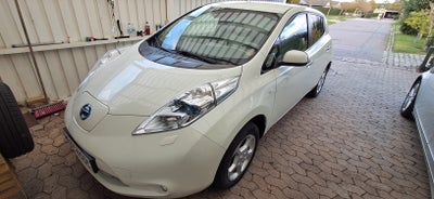 Nissan Leaf, 24 Acenta, El, 2013, km 88000, perlemorshvid, nysynet, 5-dørs, 16" alufælge, Meget velh