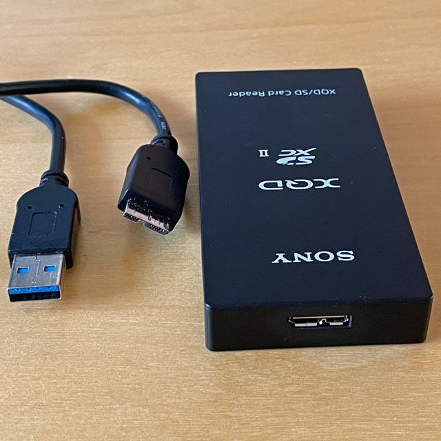 MRW-E90 XQD & SD kortlæser, Sony, 0 GB