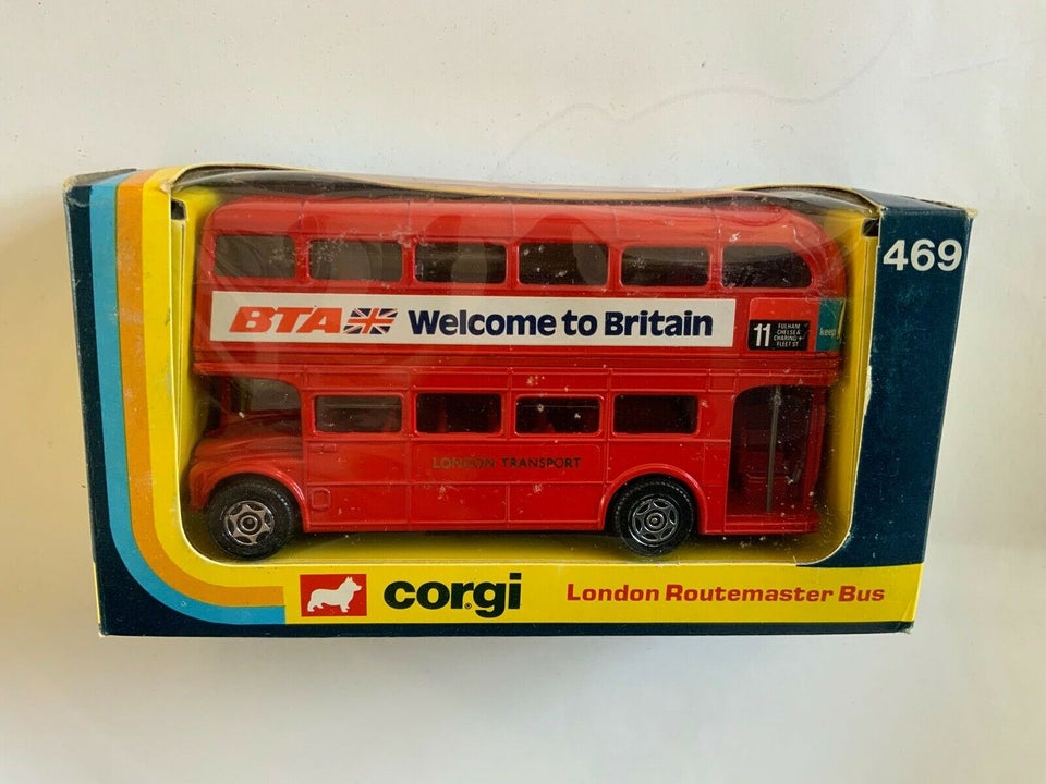 corgi london transport routemaster