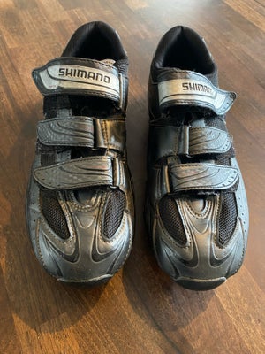 Cykelsko, Shimano MTB sko, Kun brugt få gange. Størrelse 44 (svarer til 42/43) inklusiv SPD klamper
