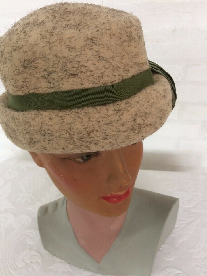 Hat, Modesalonen Holstebro, str. M