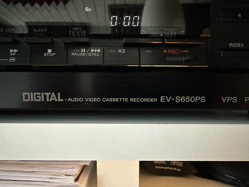 Anden videomaskine, Sony, Digital Video 8 EV-S650PS
