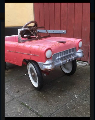 Gokart, Rynkeby, Sælger denne fine retro gåbil med pedaler. 
Det er en original Rynkeby!
Rød og hvid