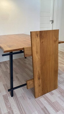 Spisebord, Acacie plankebord med tillægsplader, Købt i Ilva , b: 90 l: 160, Super flot og vedligehol