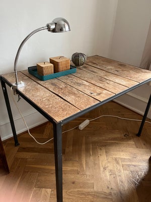 Spisebord, Valnød/jern, Clarrods Interieur, b: 75 l: 110, Mindre spisebord eller skrivebord specialf