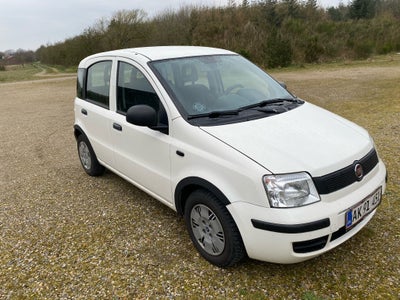Fiat Panda, Benzin, 2003, km 287000, hvid, træk, nysynet, ABS, airbag, 5-dørs, centrallås, startspær
