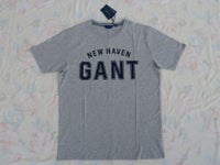 Bluse, *NY* T-shirt, Gant
