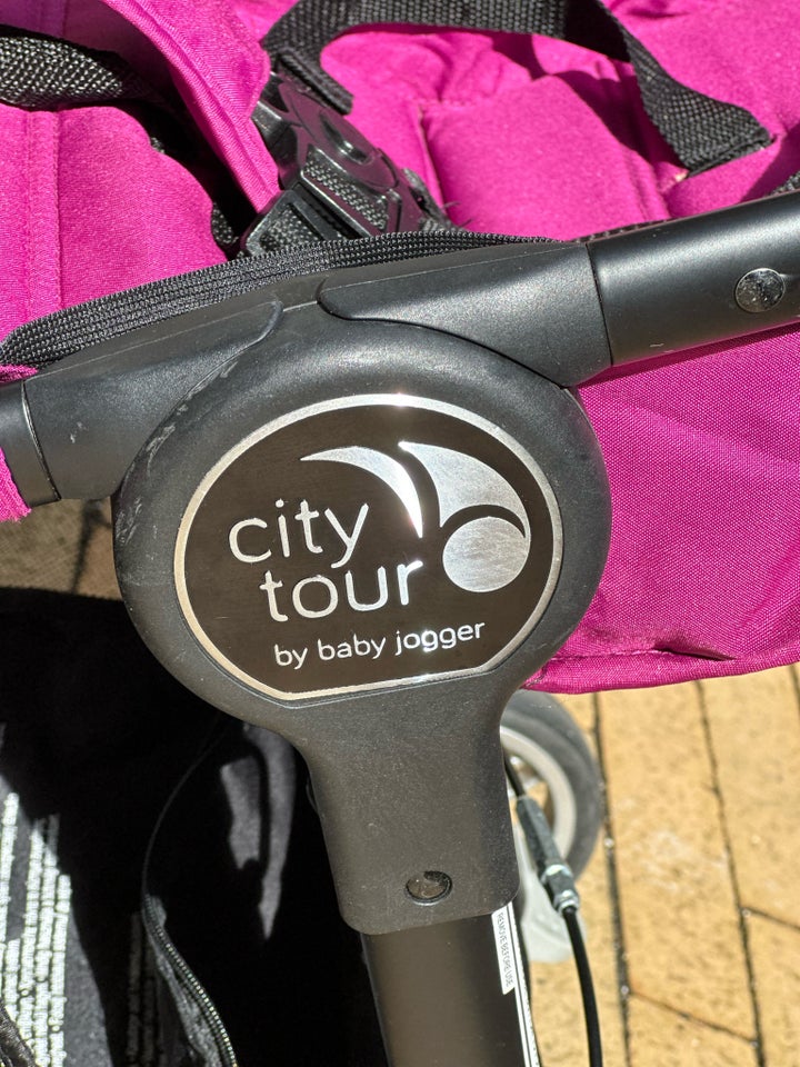 Klapvogn, Baby Jogger City Tour