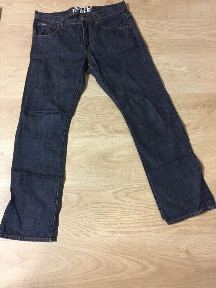 Jeans, Solid, str. 32