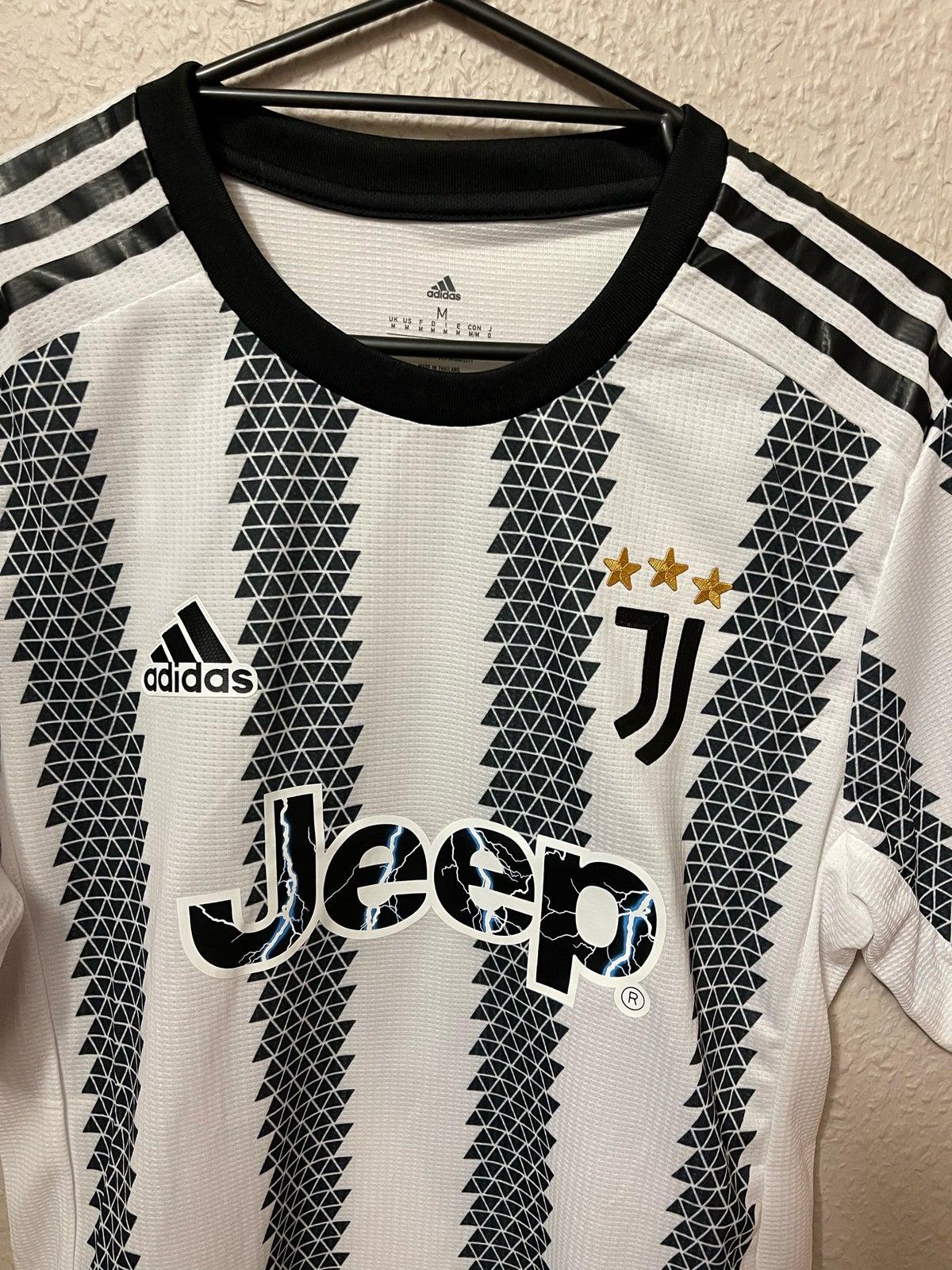 Fodboldtrøje, Juventus hjemmebanetrøje med ronaldo