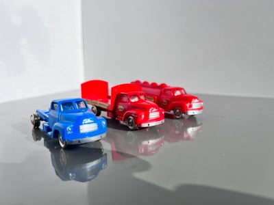 Legetøj, LEGO Lastbiler fra 1950`ern, Lego Lastbil i skala 1/87 fra slut 1950`erne

Esso tankvogn: 2