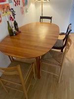 Kirsebærtræ bord + 4 stoler