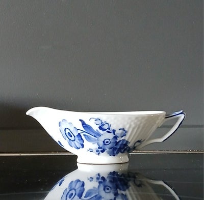 Porcelæn, Blå blomst smørnæb / lille saucekande, Royal Copenhagen, Blå Blomst, Royal Copenhagen smør