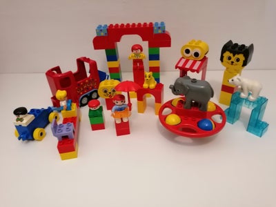 Lego Duplo, Cirkus, Dyr, Hestetrailer samt mange forskellige figurer og klodser, Sælges som vist på 