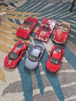 Modelbil, 6 modelbiler til salg. Ferrari 348 ts har nogle fejl, der består af et manglende spejl, me