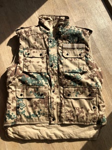 Vær venlig let at håndtere vest Find Camouflage Jakke på DBA - køb og salg af nyt og brugt