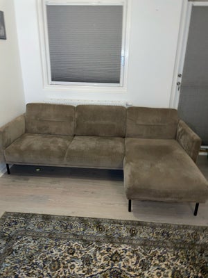 Sofa, SOFA KØBT FRA ILVA LIG MÆRKE TIL SIDSTE BILLEDE DER ER BRÆND HULLER. 