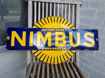 Skilte, Nimbus emalje skilt, Gammelt Nimbus forhandler emalje skilt

Måler 37.5 cm i højden og 70 cm