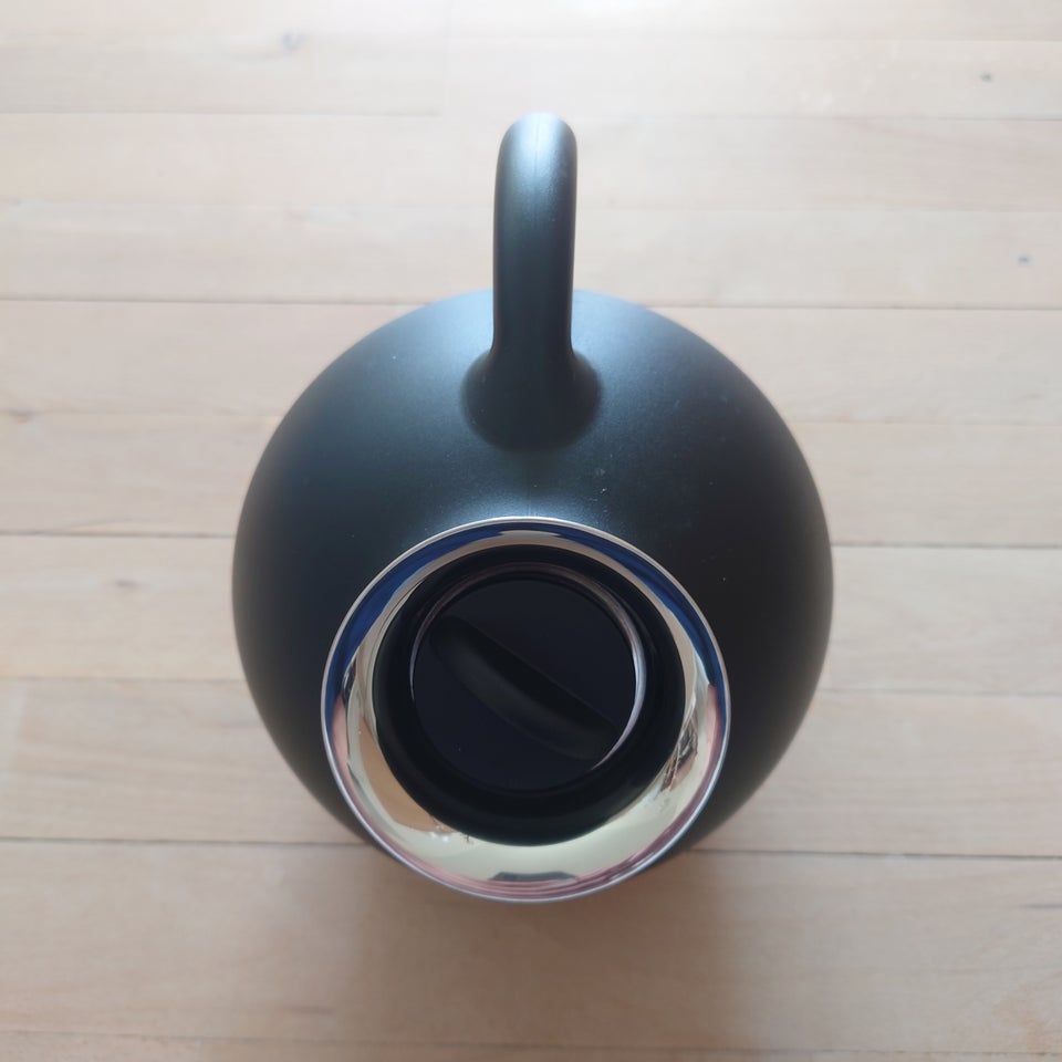 Andet, Globe vacuum jug, Eva solo