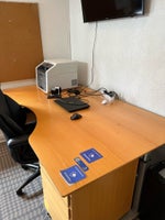 Skrivebord med hæve sænke funktion

200x110cm