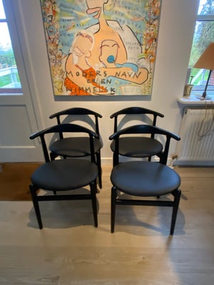 Hans J. Wegner, Wegner spisebordsstol , FH 1934, Et smukt sæt af Wegners stole med den runde form. D