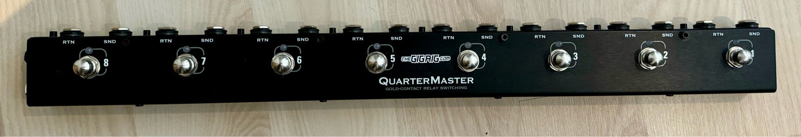 Switcher, Andet mærke Quartermaster QMX 8