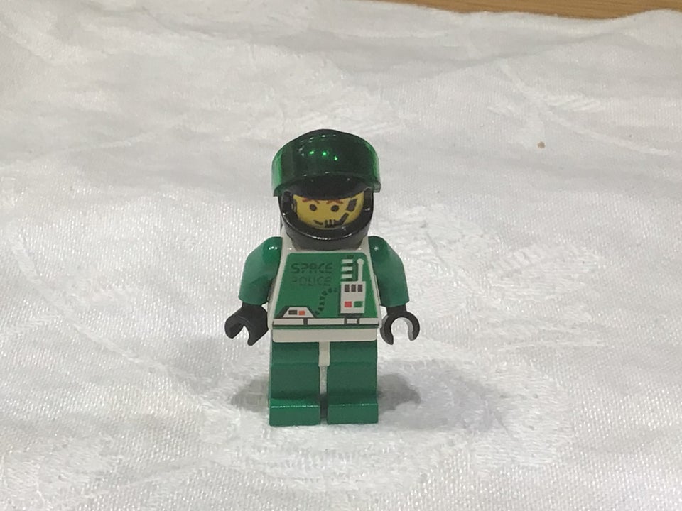 Lego Space Police, Space Police 2 Minifigure