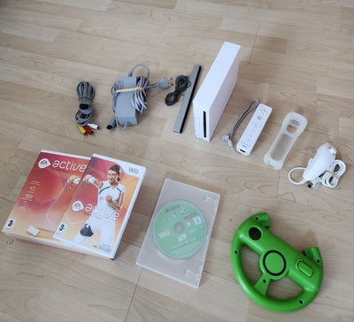 Nintendo Wii, White, God, Fin Nintendo Wii med spil og tilbehør. 

( Konsollen kan også køre GameCub