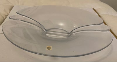 Glas, Lilje Glasfad Ø: 35 cm. , Holmegaard, Lilje glasfad fra Holmegaard Glasværk
Designet af Torben