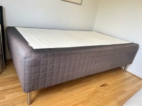 1½ seng, Ikea Stavanger, b: 120 l: 200 h: 47