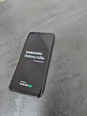 Samsung A20e, 32, 500 kr FAST PRIS 

Samsung A20e
32GB
Medfølger oplader 
Fejler intet 
Batteriet fe