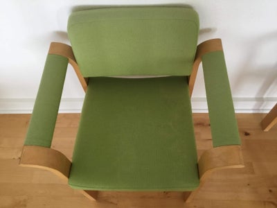 Biografstole, 2 super behagelige stole, lysegrønt stof betræk fra rygfrit hjem
Bredde 66cm og sidde 