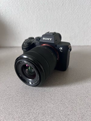 Sony, Perfekt, Pænt og velholdt kamera.

Sony Alpha A7 Mark 3 kamera inkl. 28-70mm

Byd
Mindste pris