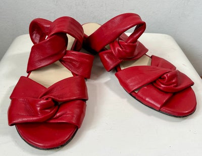Sandaler, str. 39, Gardenia,  rød,  skind,  God men brugt, Superfine røde sandaler/slippers i skind 
