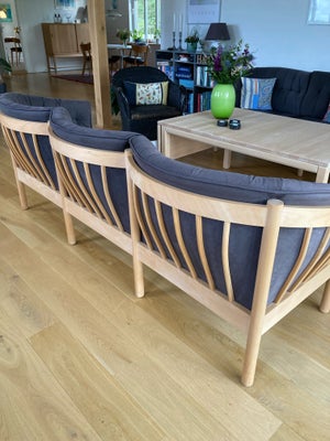 Anden arkitekt, N100, Sofa, 2  stk brugte 3 per. tremmesofaer Nielaus N100, velholdt bøgetræ med grå