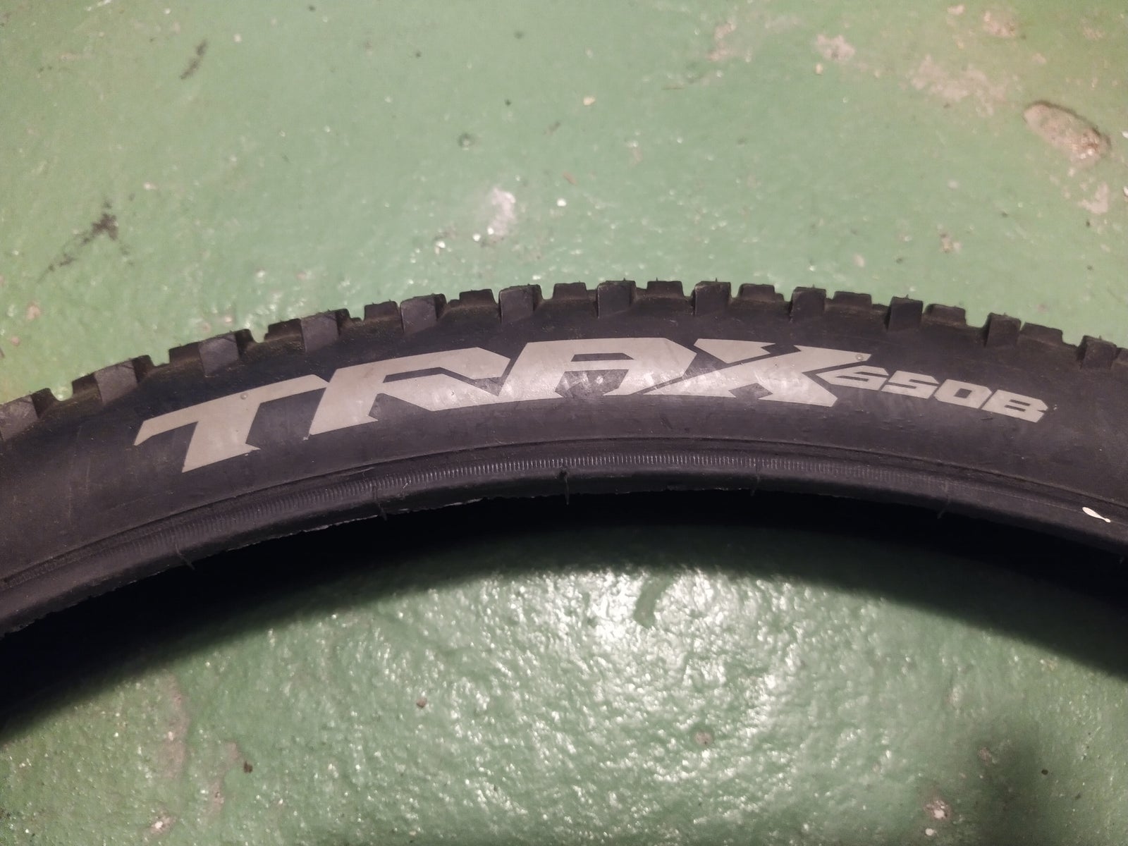 Trax 650b online