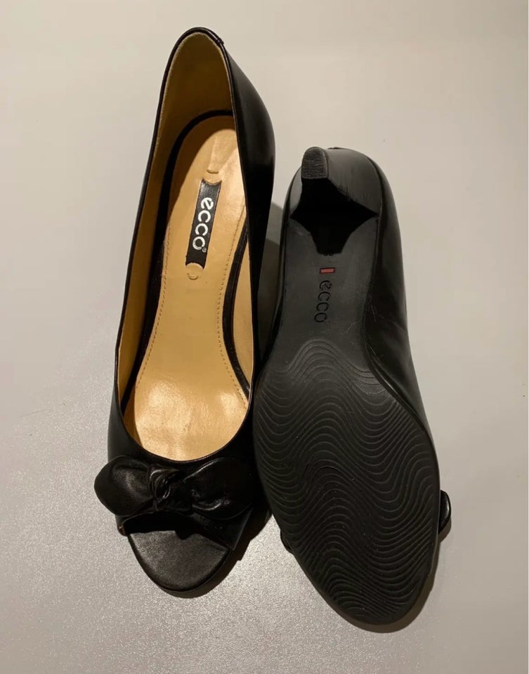 Pumps, str. 38, Ecco