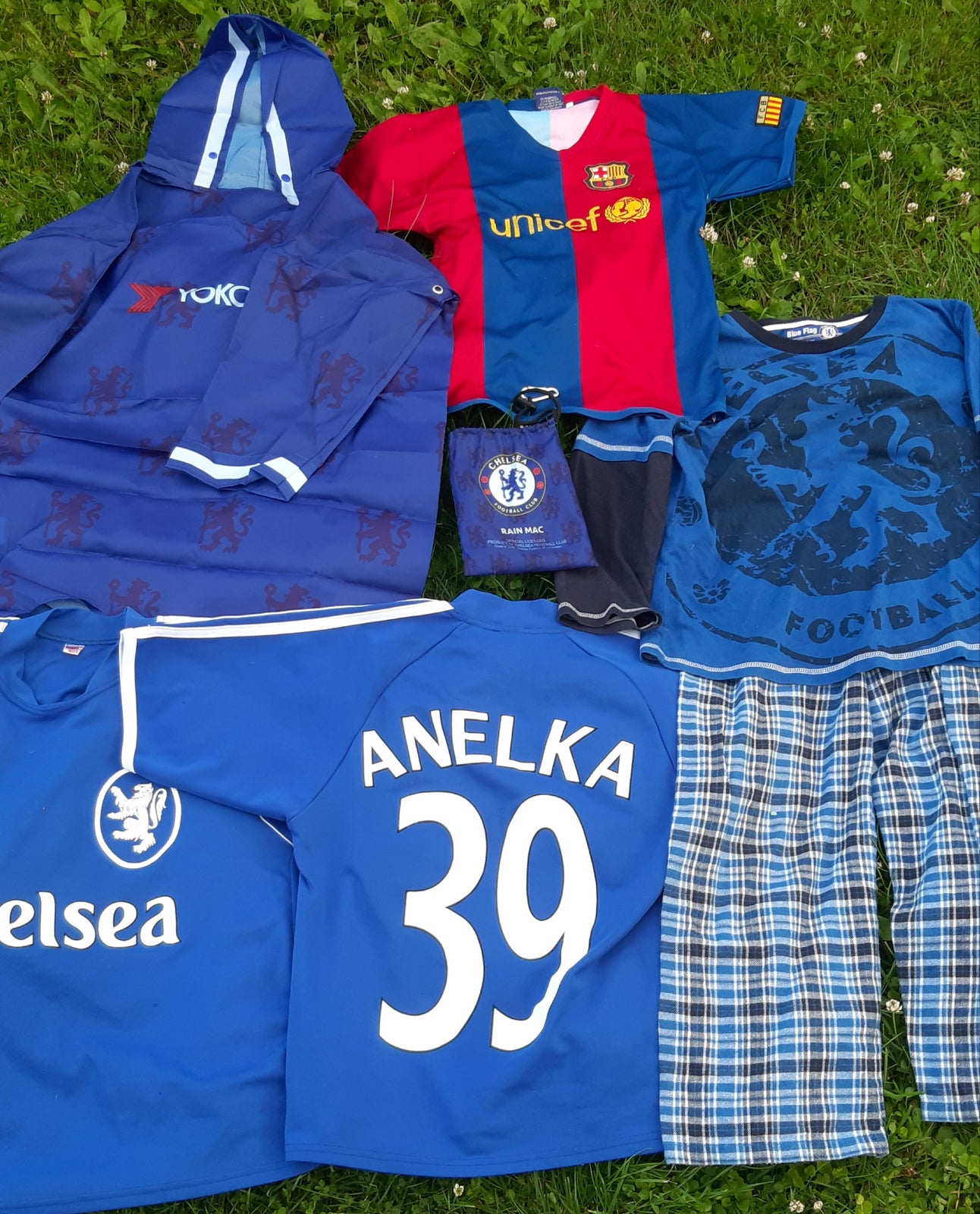 Sportstøj, Fodboldtrøje / fodboldtøj, Chelsea FC / BCN osv – dba.dk – og Salg af Nyt og Brugt