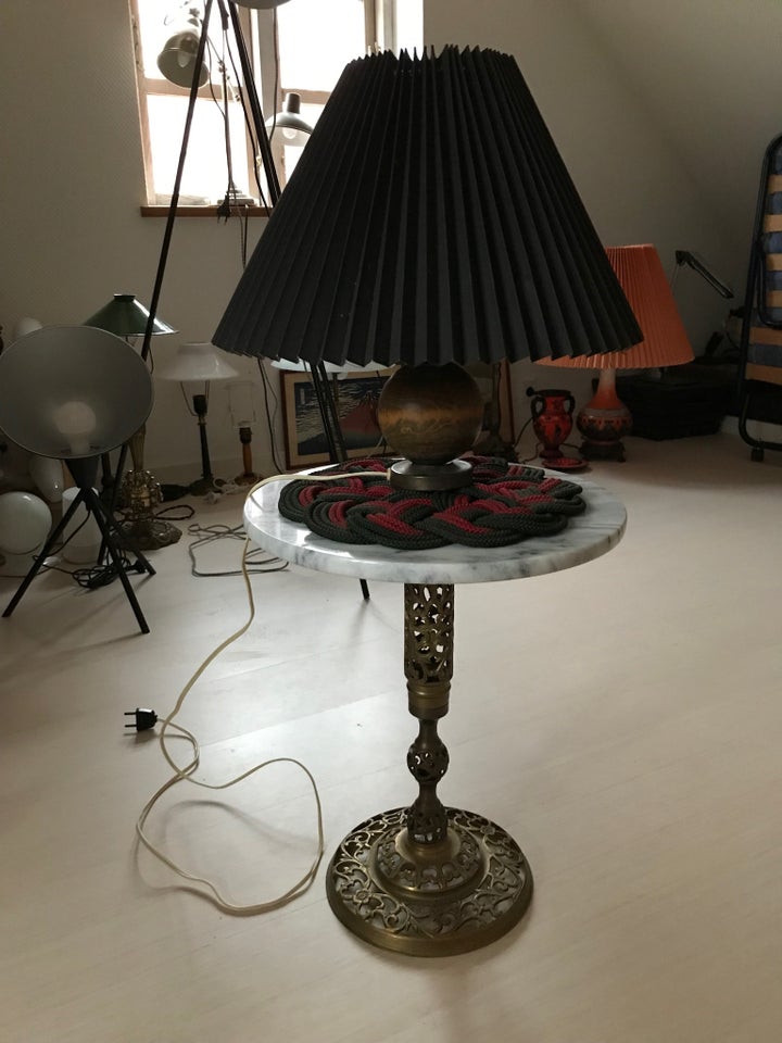 Skrivebordslampe, Retro