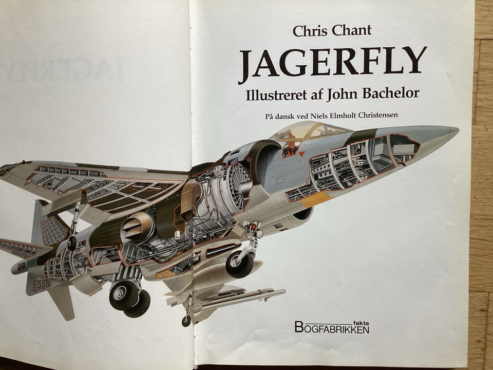 Jagerfly. 1915 - 1990, emne: flyvemaskiner og teknik