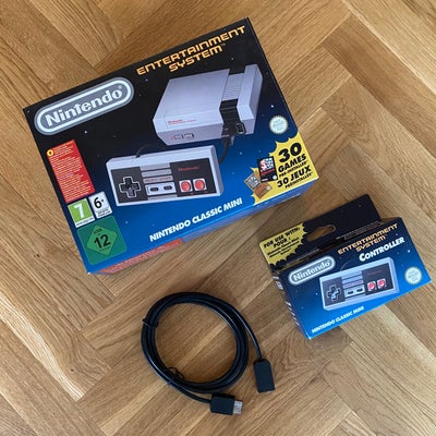 Nintendo NES, Classic Mini, Perfekt, Sælges inkl. ekstra controller samt forlængerledning.
Aldrig ri