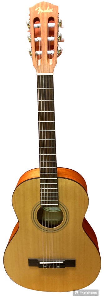 Spansk, Fender 3/4 ES C80