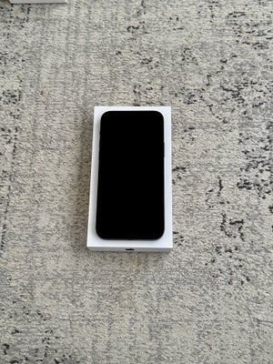 iPhone 12, 64 GB, sort, - Iphone 12 64 GB i sort farve sælges.
- Telefonen er i flot stand. 
- Den f
