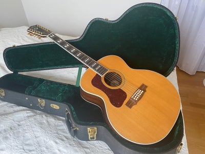 Klassisk, Guild, Guild USA F-512 L/H 
12-strenget akustisk jumbo guitar.
Fin stand, og skøn varm lyd